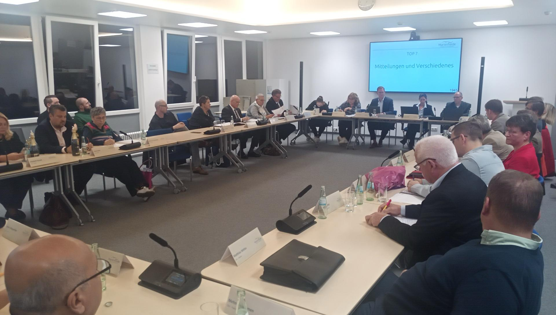 Bild der konstituierenden Ratssitzung